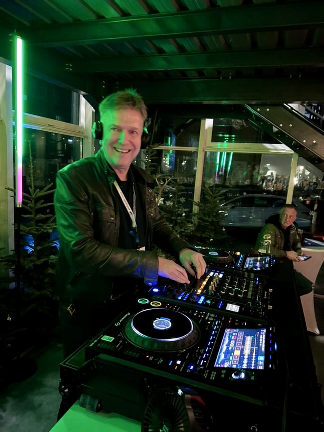 Thomas Gries als DJ Thomagic am DJ-Pult